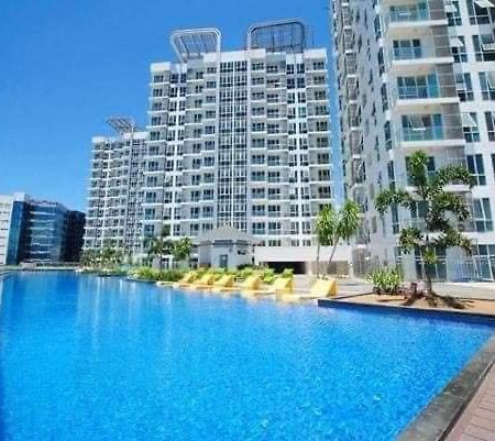 Mactan Newtown Beach Condo Lapu-Lapu City Bagian luar foto