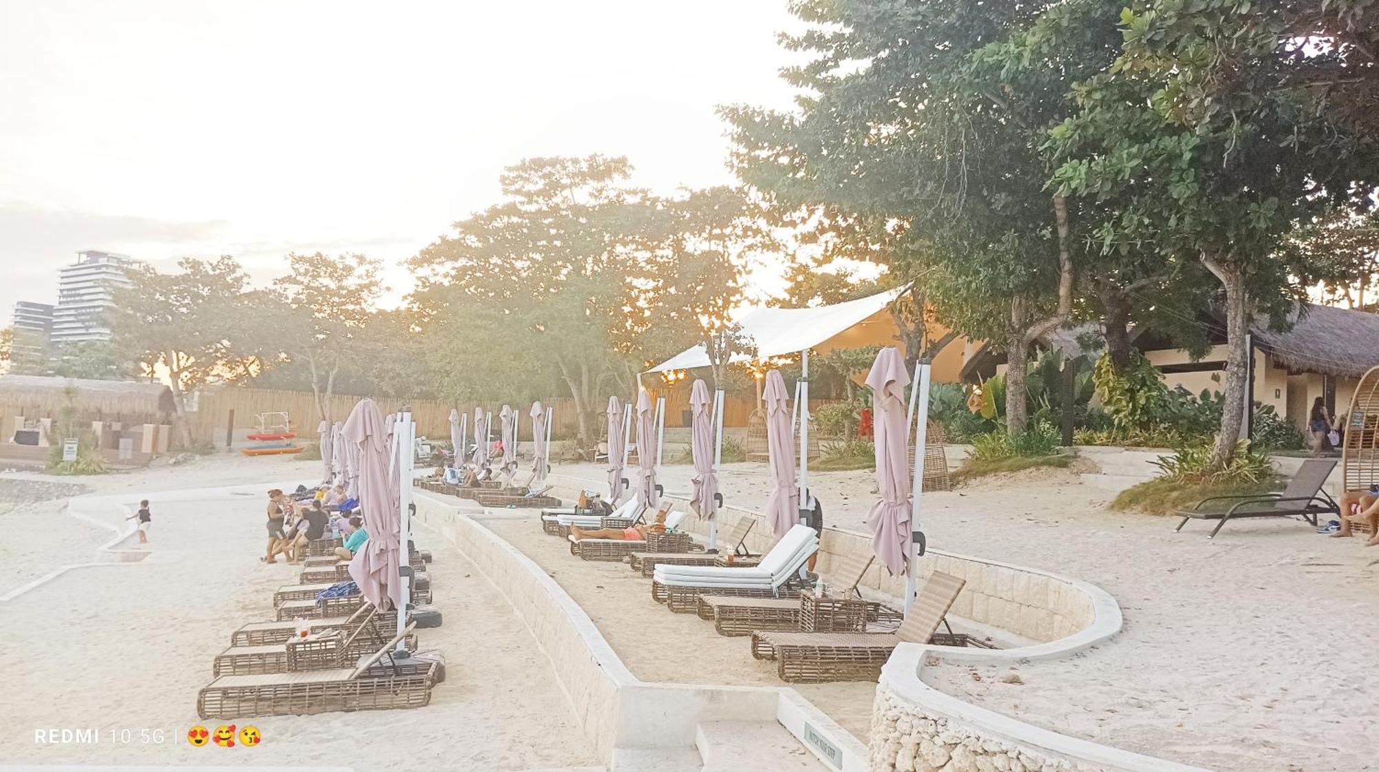 Mactan Newtown Beach Condo Lapu-Lapu City Bagian luar foto