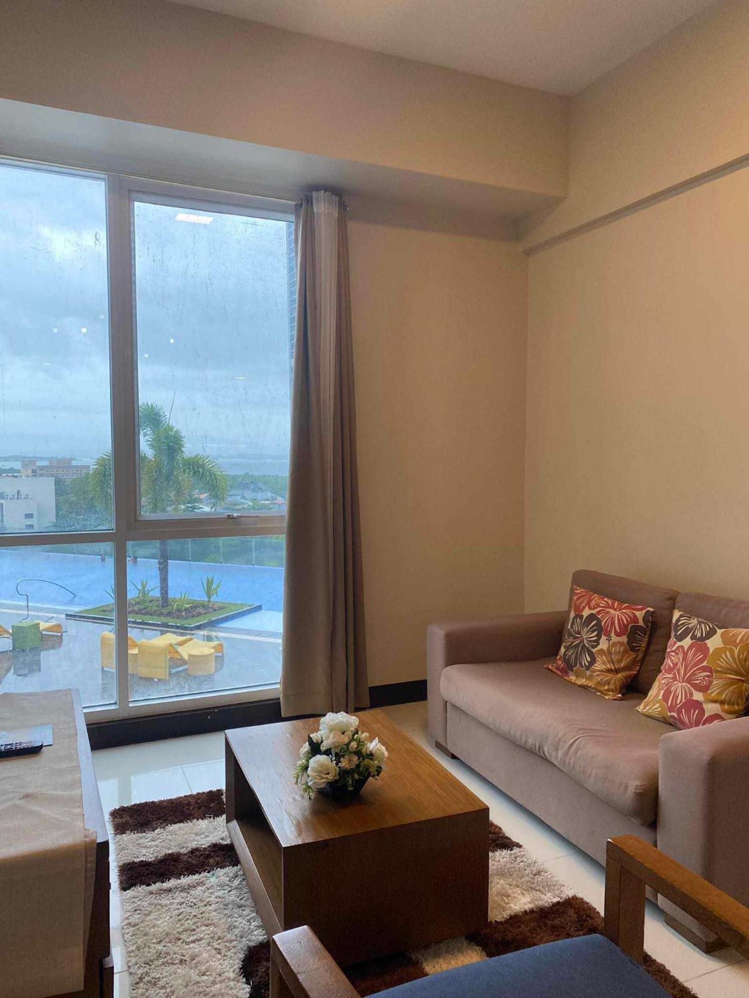 Mactan Newtown Beach Condo Lapu-Lapu City Bagian luar foto