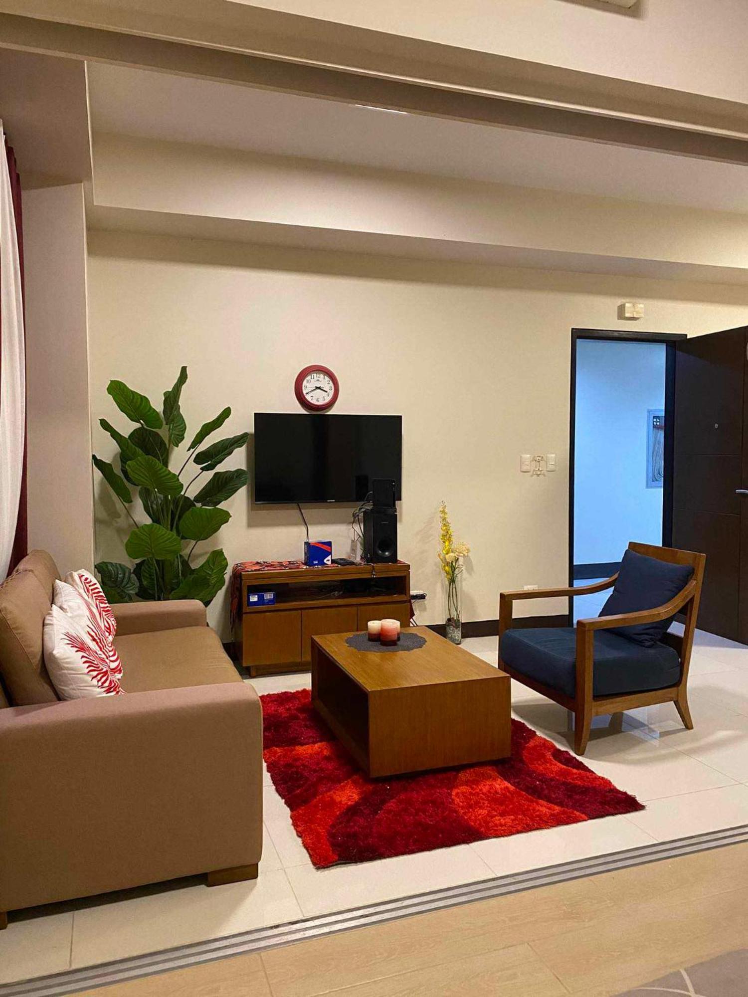Mactan Newtown Beach Condo Lapu-Lapu City Bagian luar foto