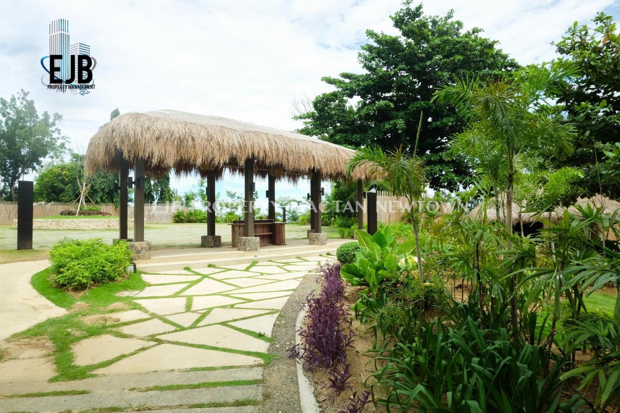 Mactan Newtown Beach Condo Lapu-Lapu City Bagian luar foto