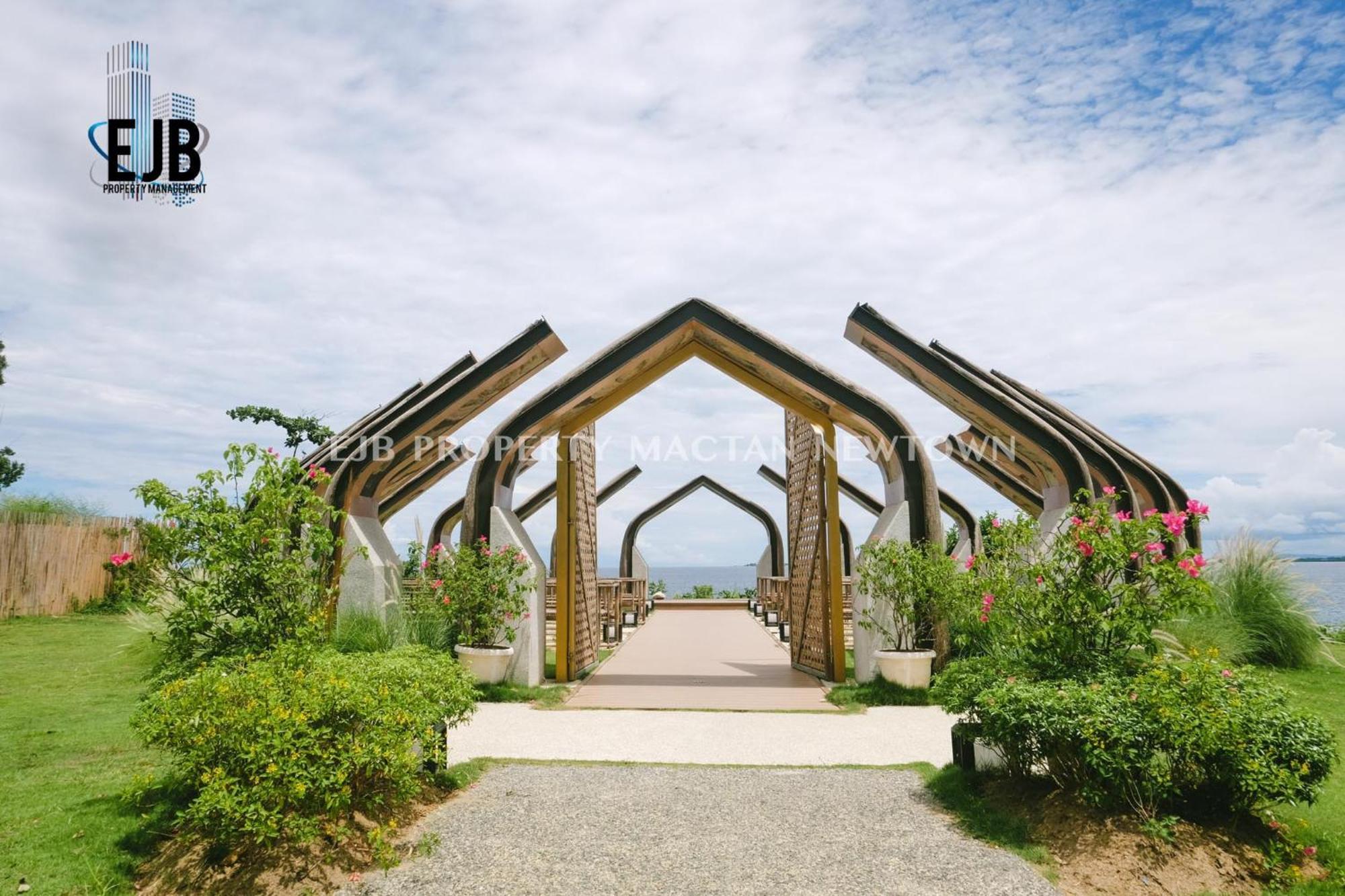 Mactan Newtown Beach Condo Lapu-Lapu City Bagian luar foto