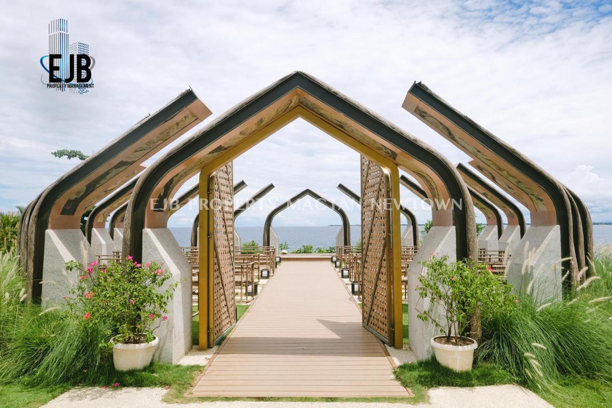 Mactan Newtown Beach Condo Lapu-Lapu City Bagian luar foto