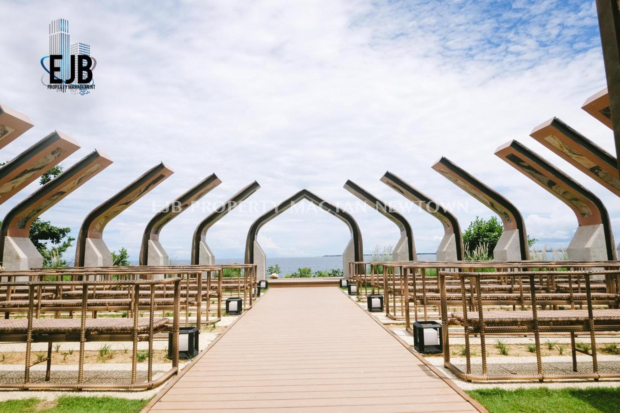 Mactan Newtown Beach Condo Lapu-Lapu City Bagian luar foto